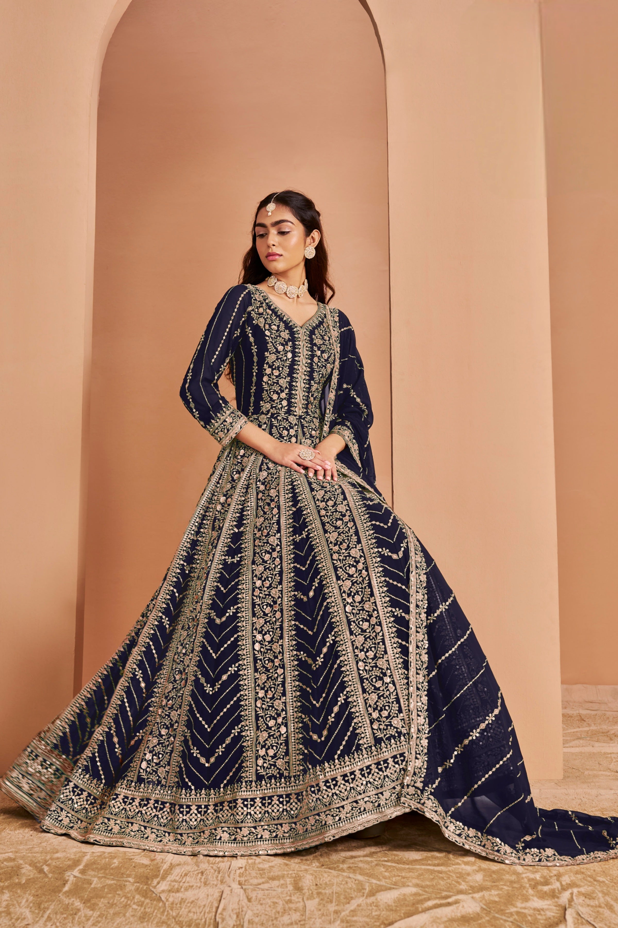 Silken Glint Designer Gown LXGW0005