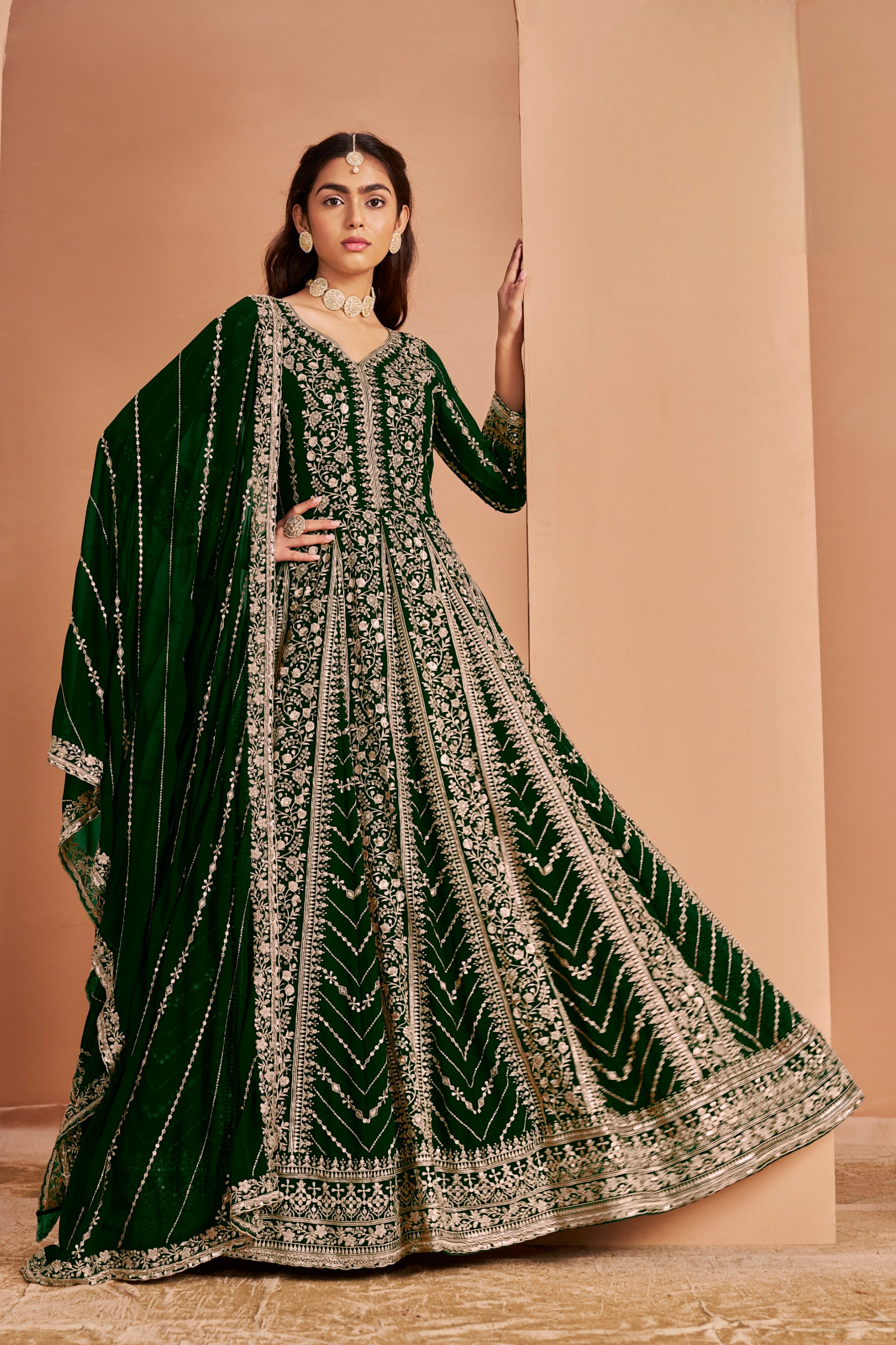 Silken Glint Designer Gown LXGW0005