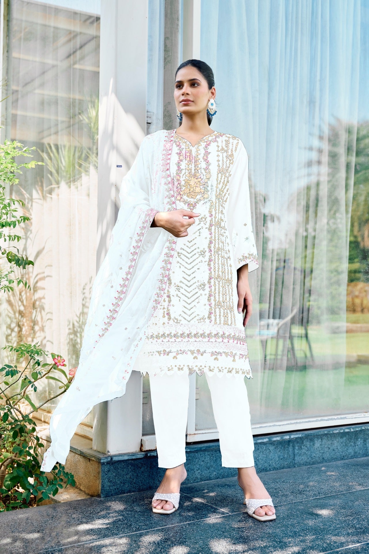 Grace in Glimmer Pakistani Suit EAPK0059