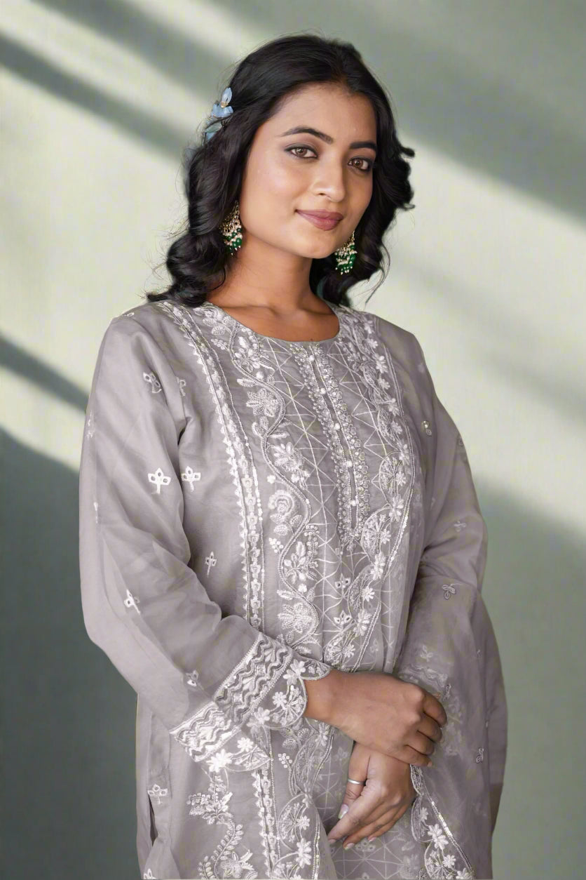 Ethereal Thread Bloom Pakistani Suit LXPK0052