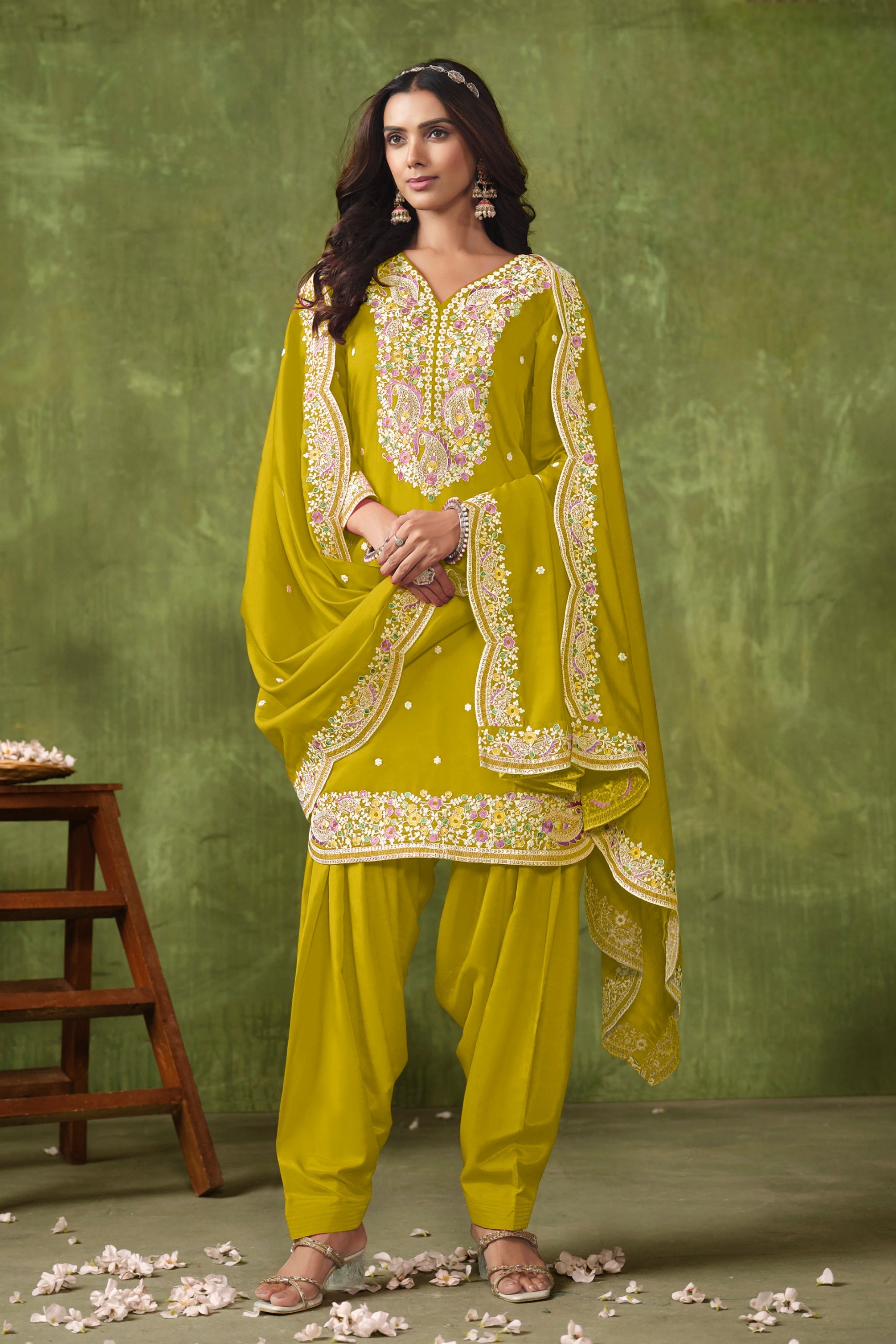 Roman Silk Suit Set for Women EAST0019