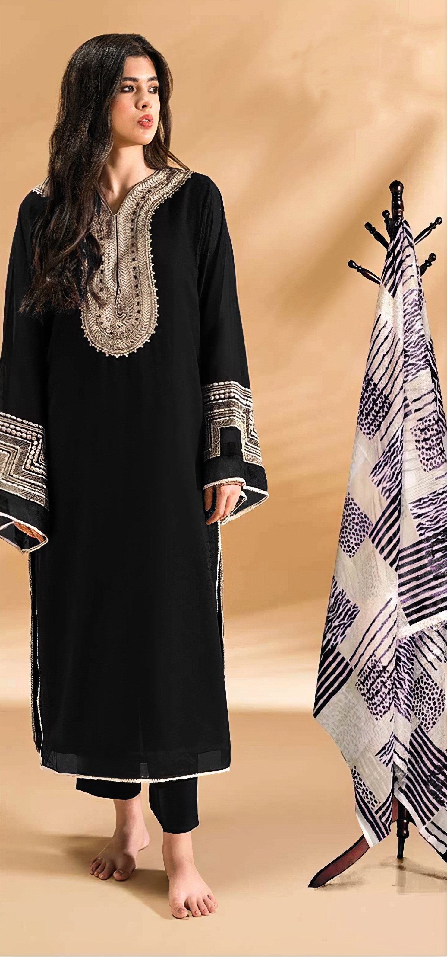 Heavy Georgette Pakistani suit EAPK0020