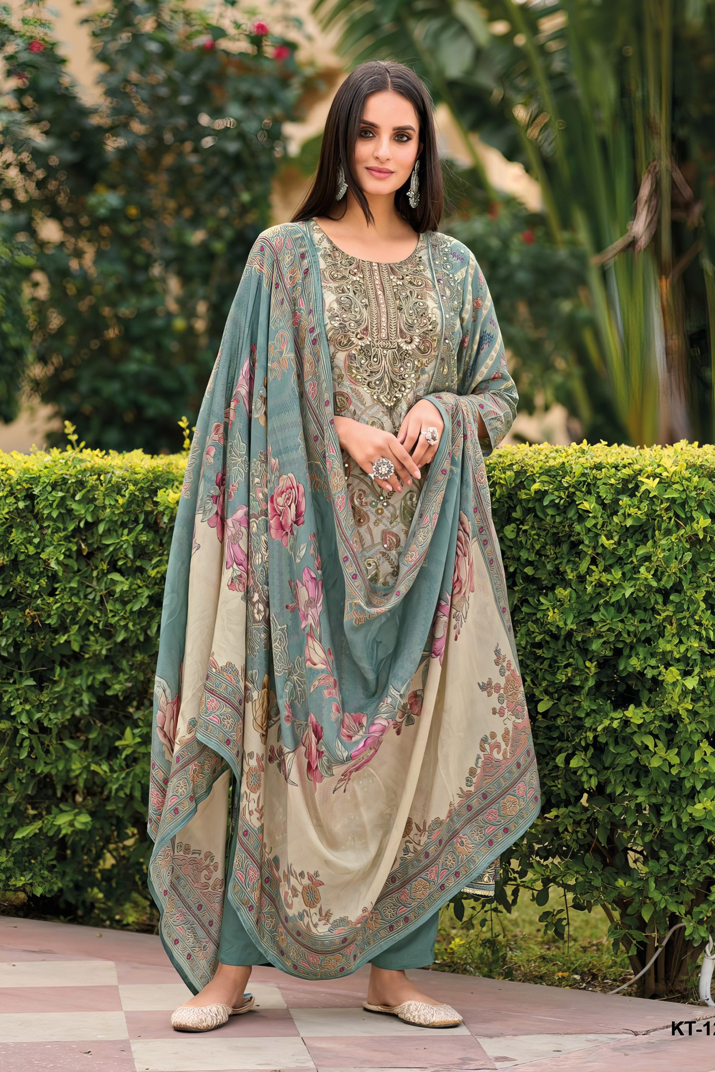 Imported Muslin Pakistani suit EAPK0016