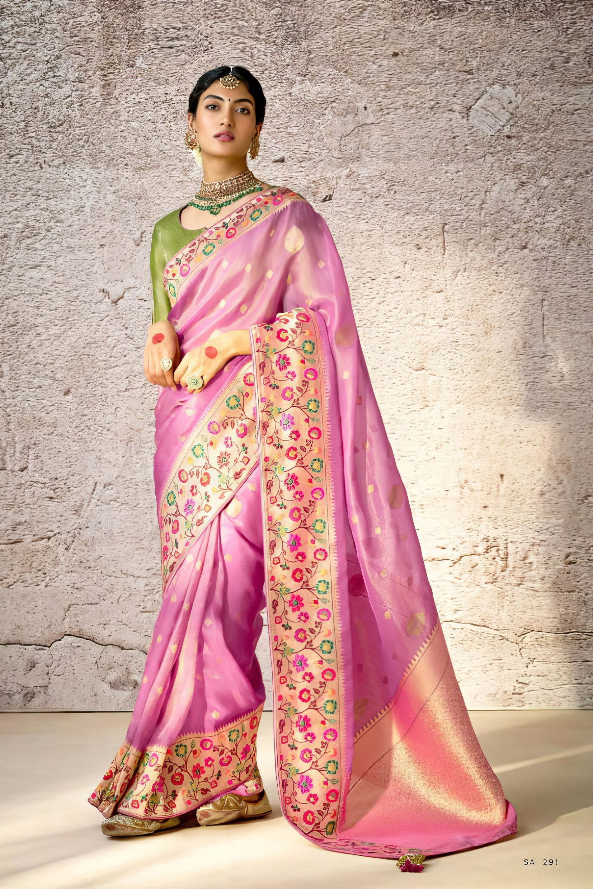 Kora Banarasi Art Silk Saree LXSE00056