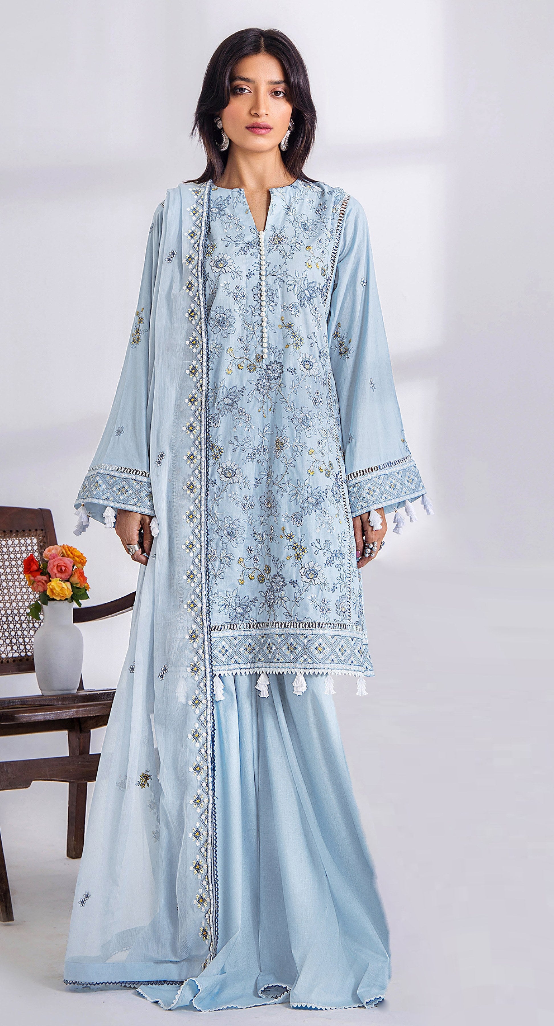 Cotton Essence Embroidered Pakistani suit LXPK0016