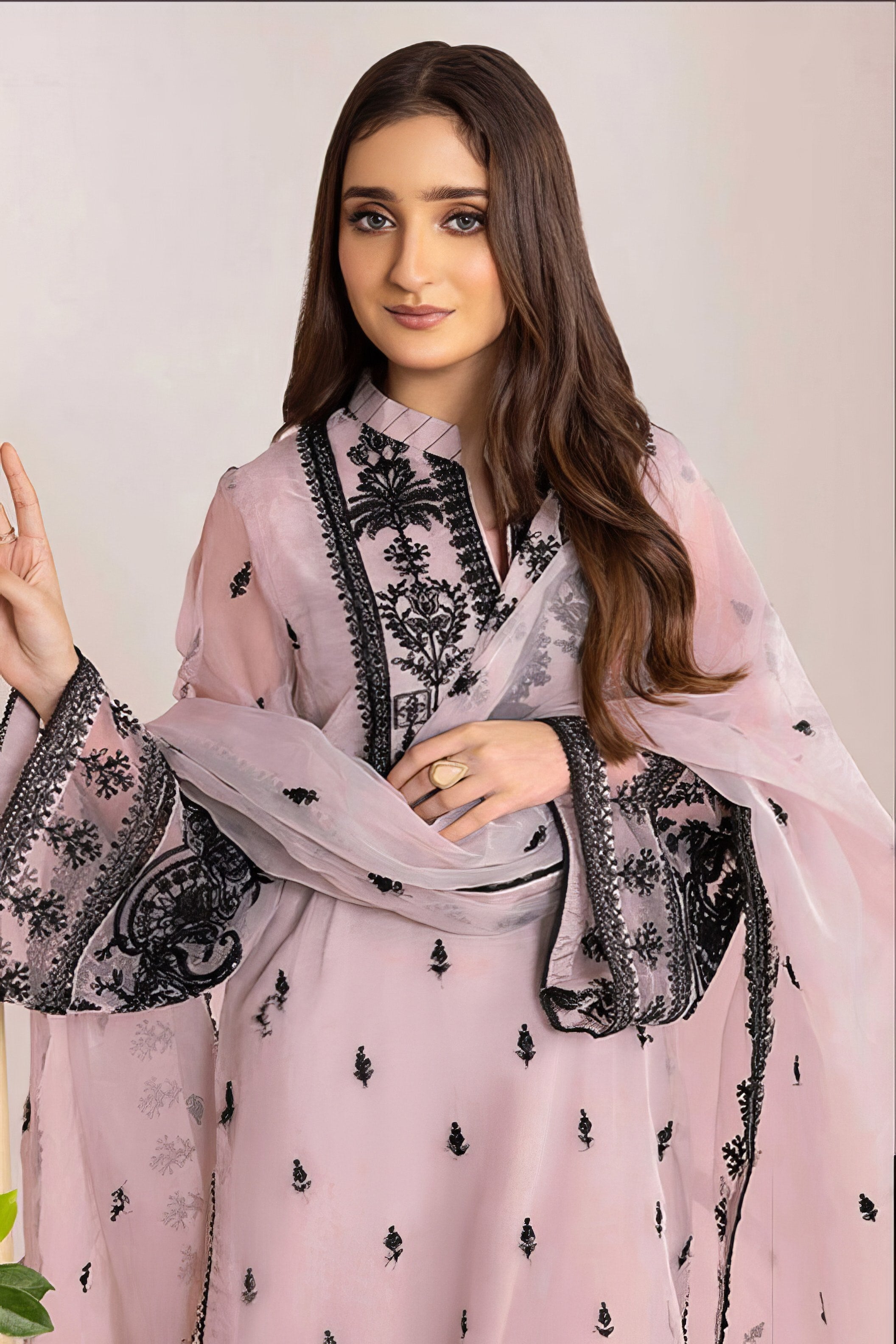 Organza Bloom Premium Suit LXST0033