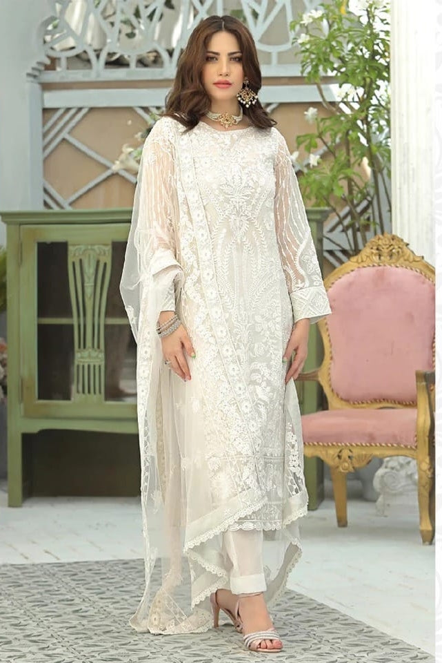 Elegant Fox Georgette Embroidered Pakistani Suit LXPK0105