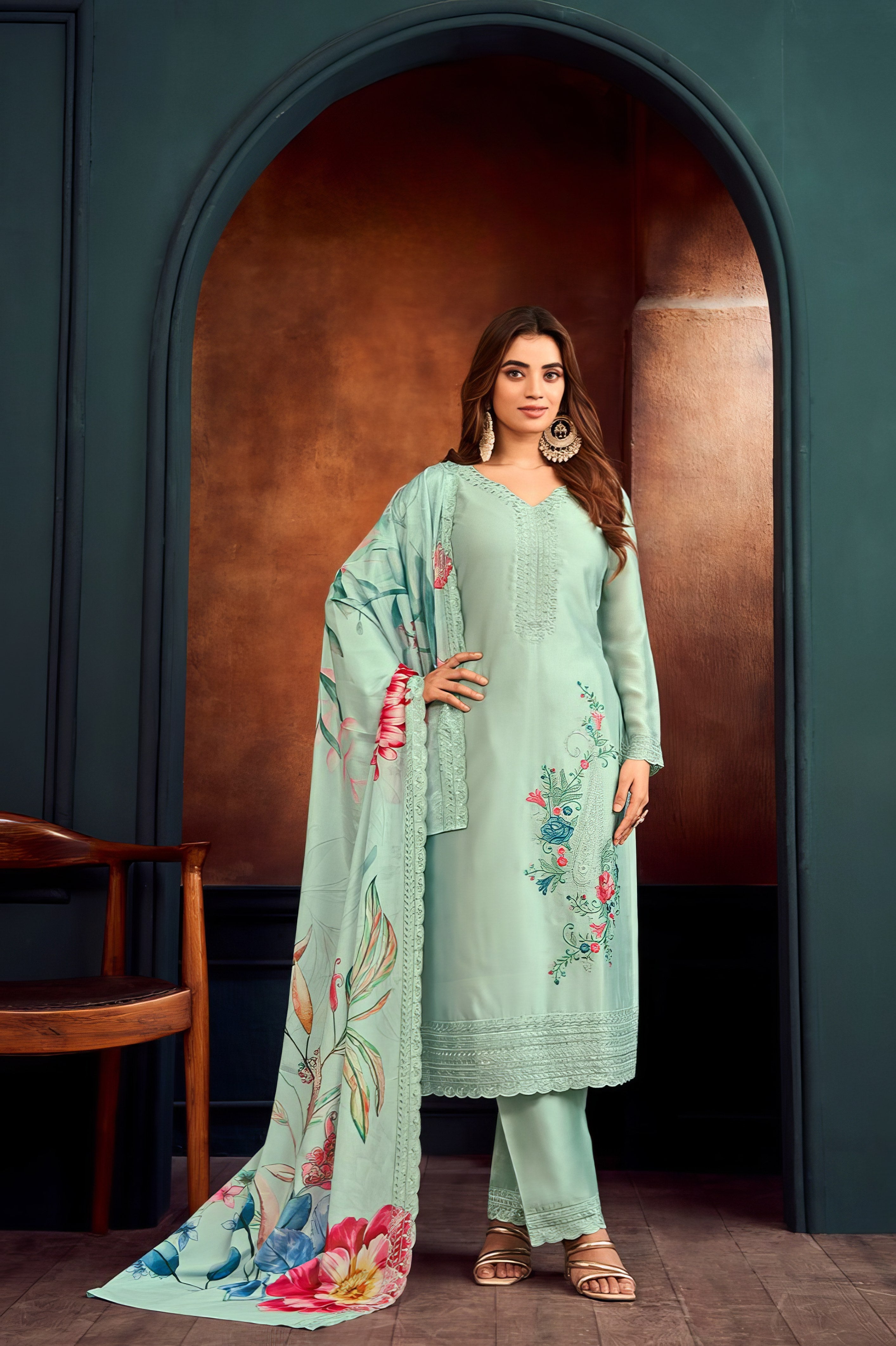 Zarqa Elegance Luxury Suit LXST0040
