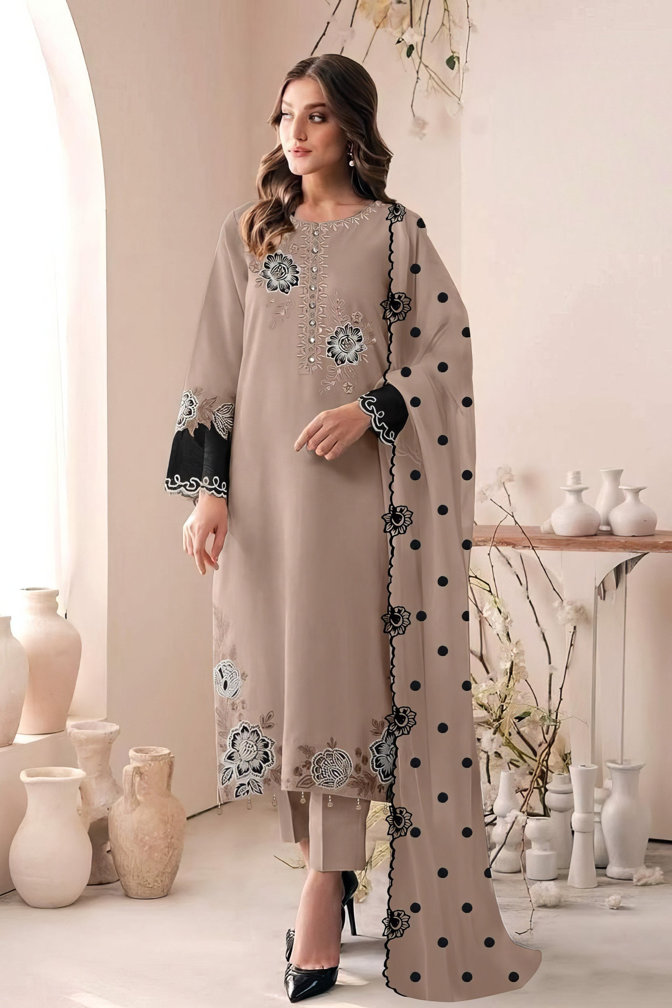 Aafreen Star Georgette Pakistani Suit LXPK0065