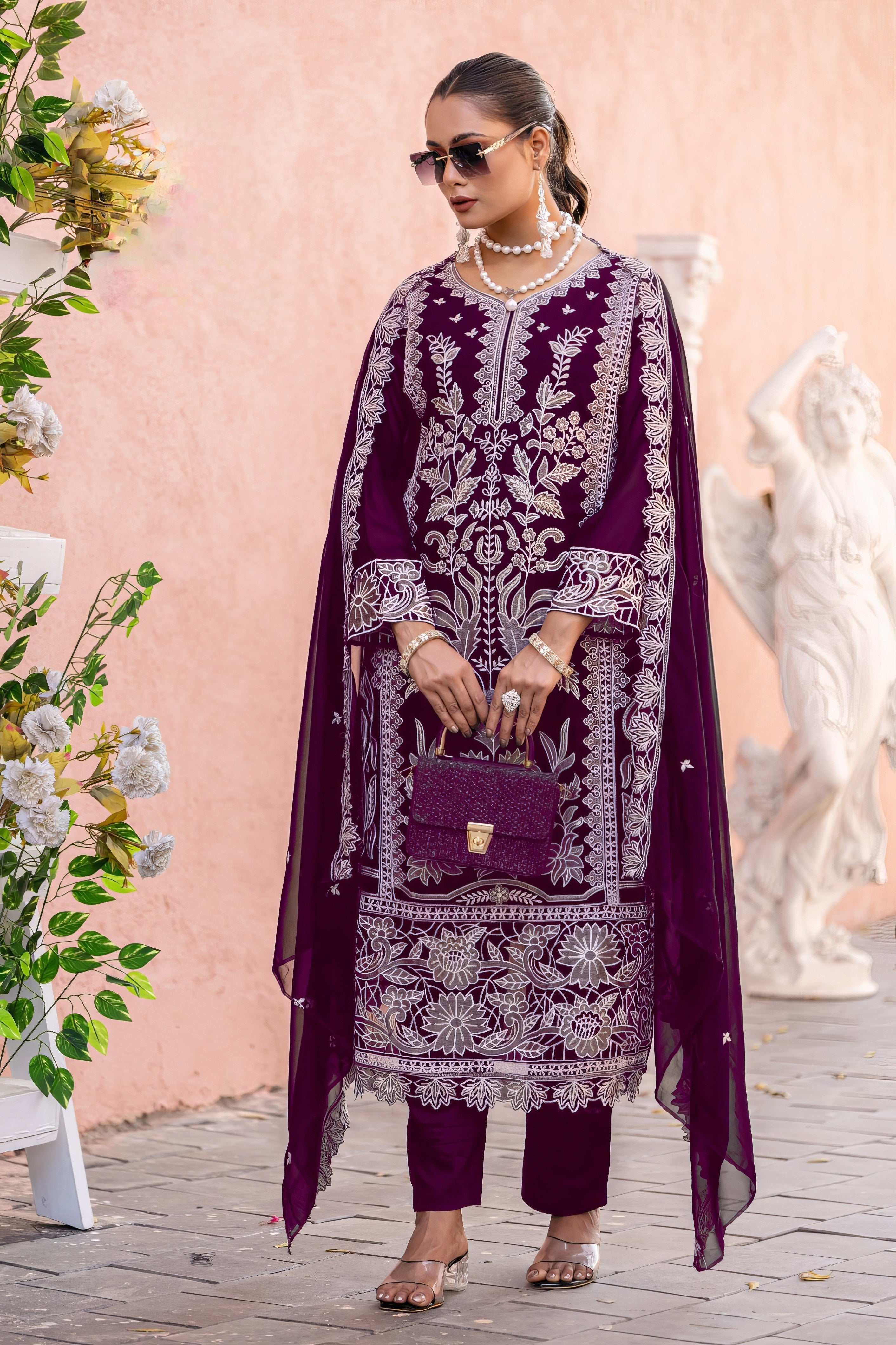 Aamira Handworked Pakistani Suit LXPK0077