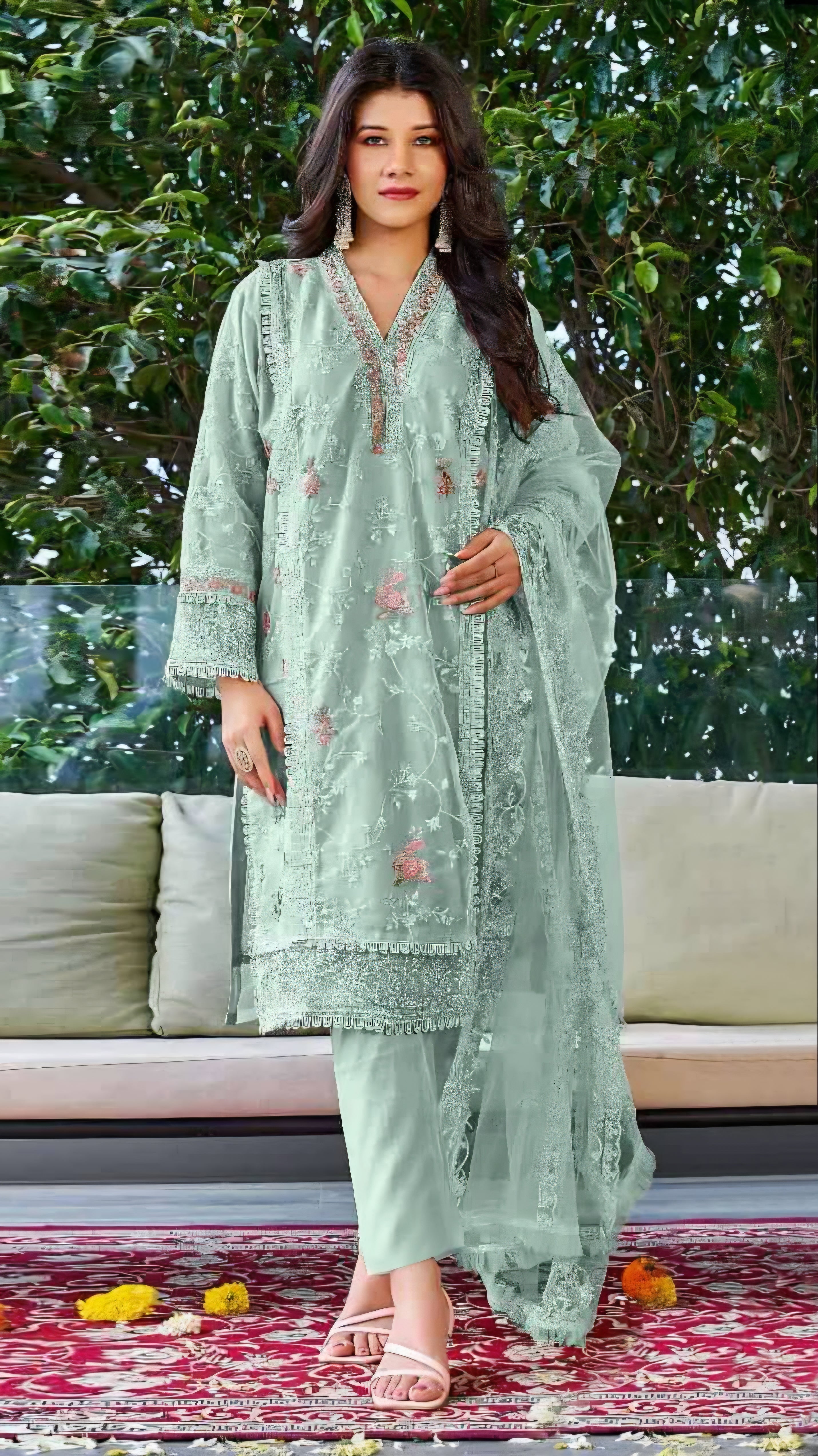 Zariya Luxe Pakistani Suit Set EAPK0085