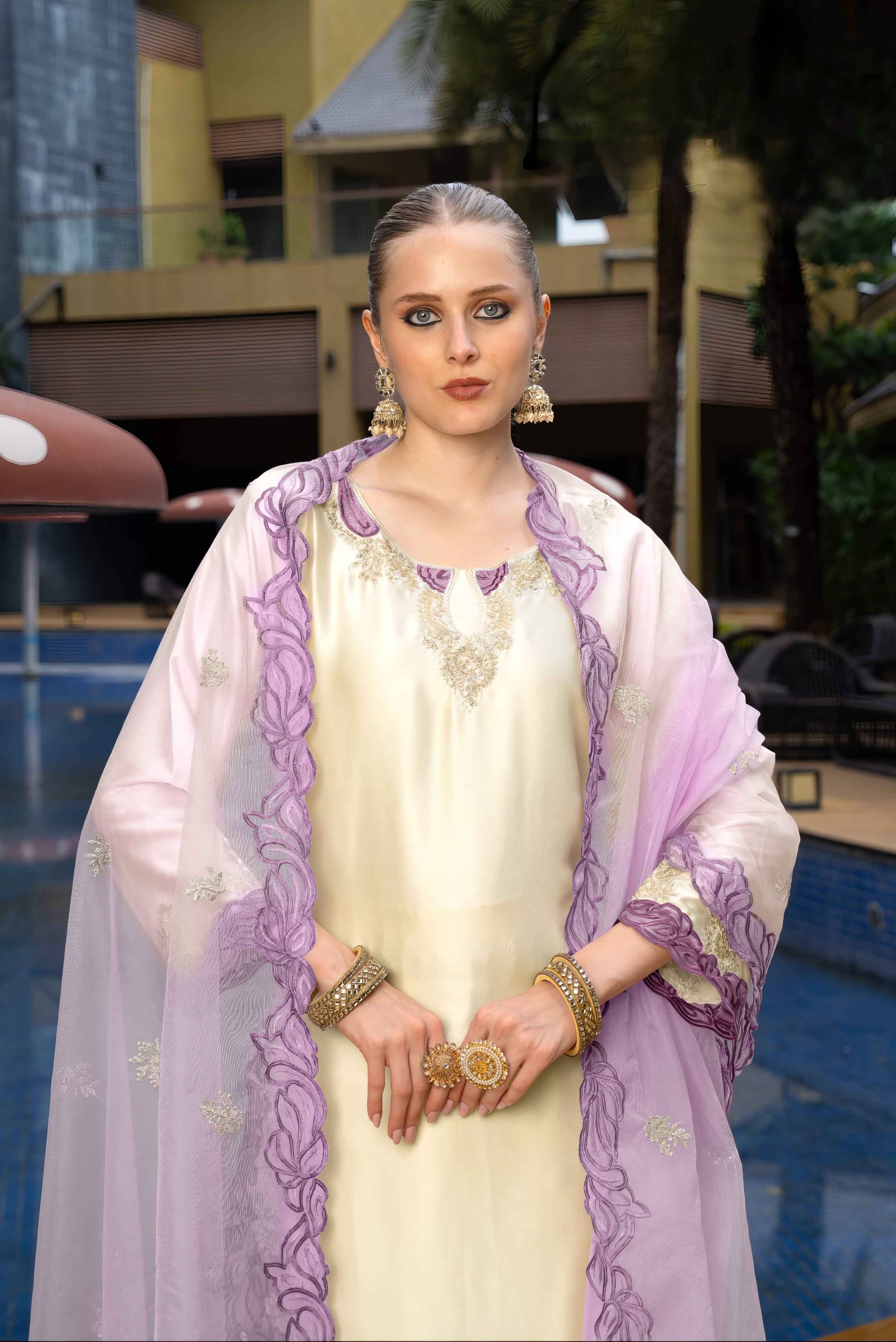 Zariya Luxe Ensemble Pakistani Suit EAPK0092