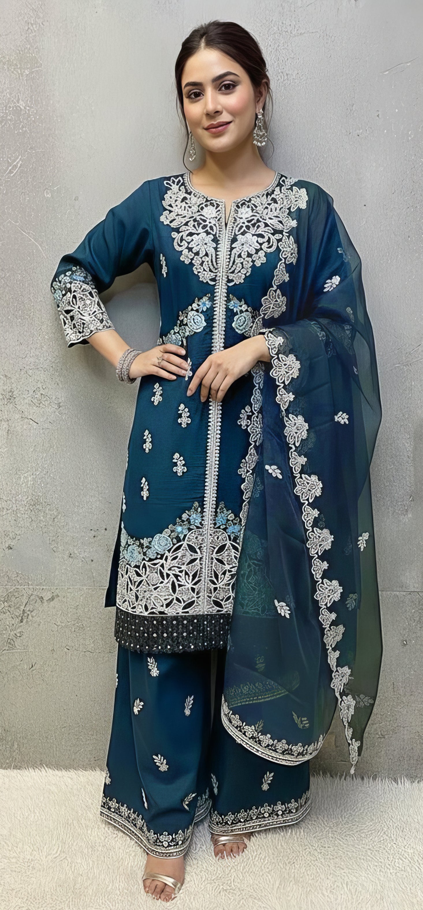 Cristal Viscose Suit Set with Heavy Organza Dupatta Pakistani Suit EAPK0134