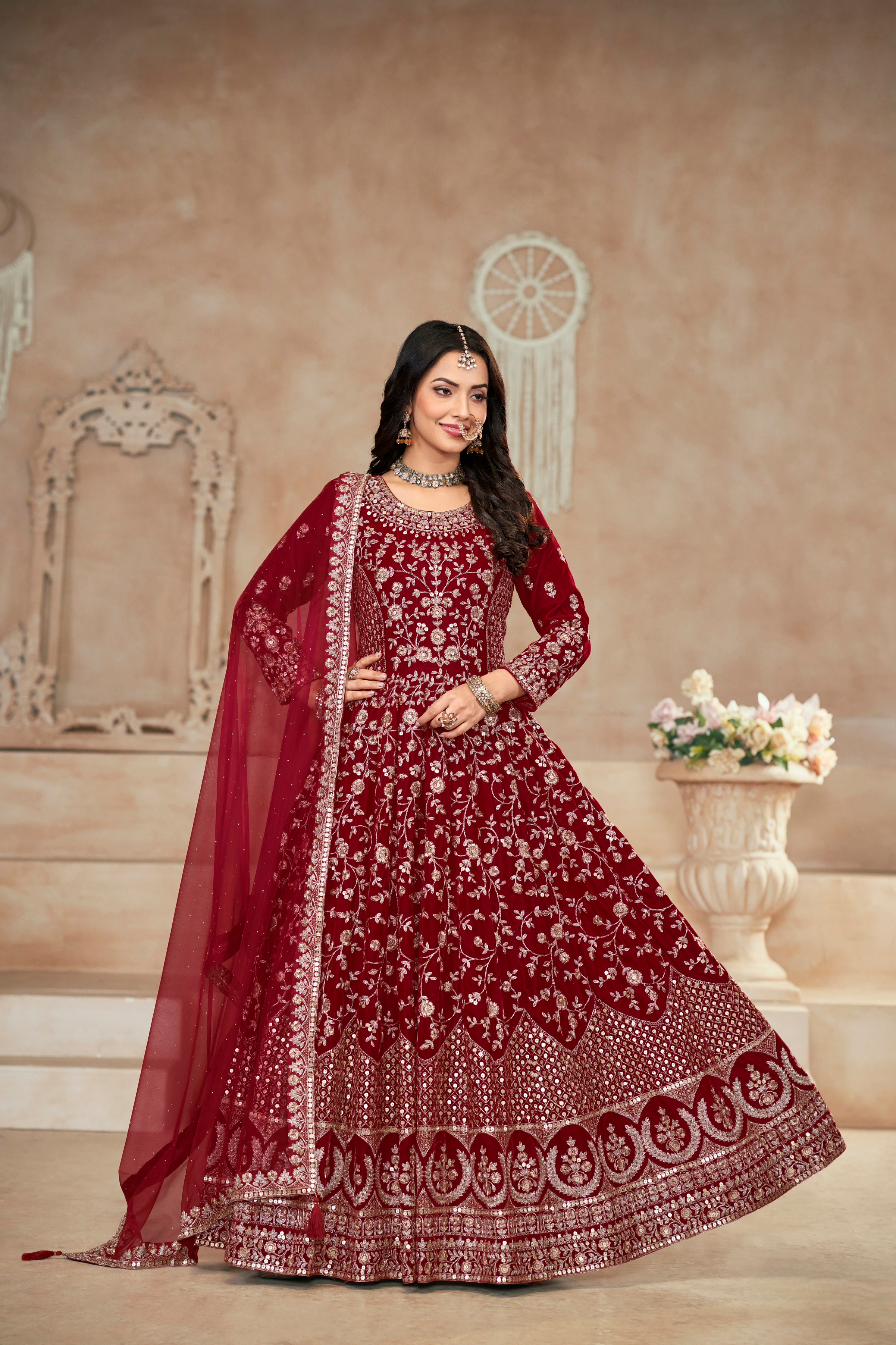 VELVET FABRIC DESIGNER GOWN LXGW0011