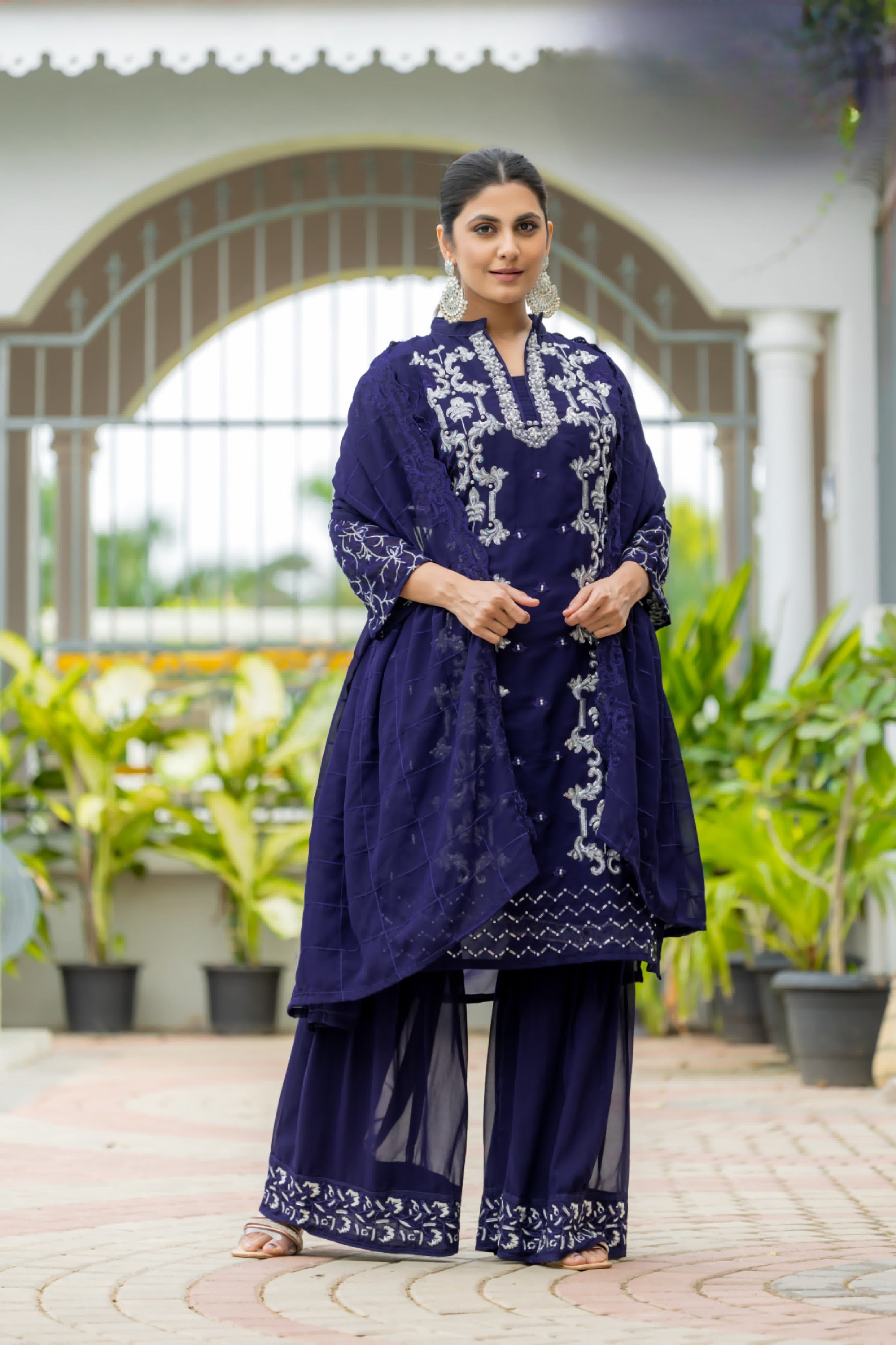 Pakistani Suit with pure Fox fabric LXPK0039