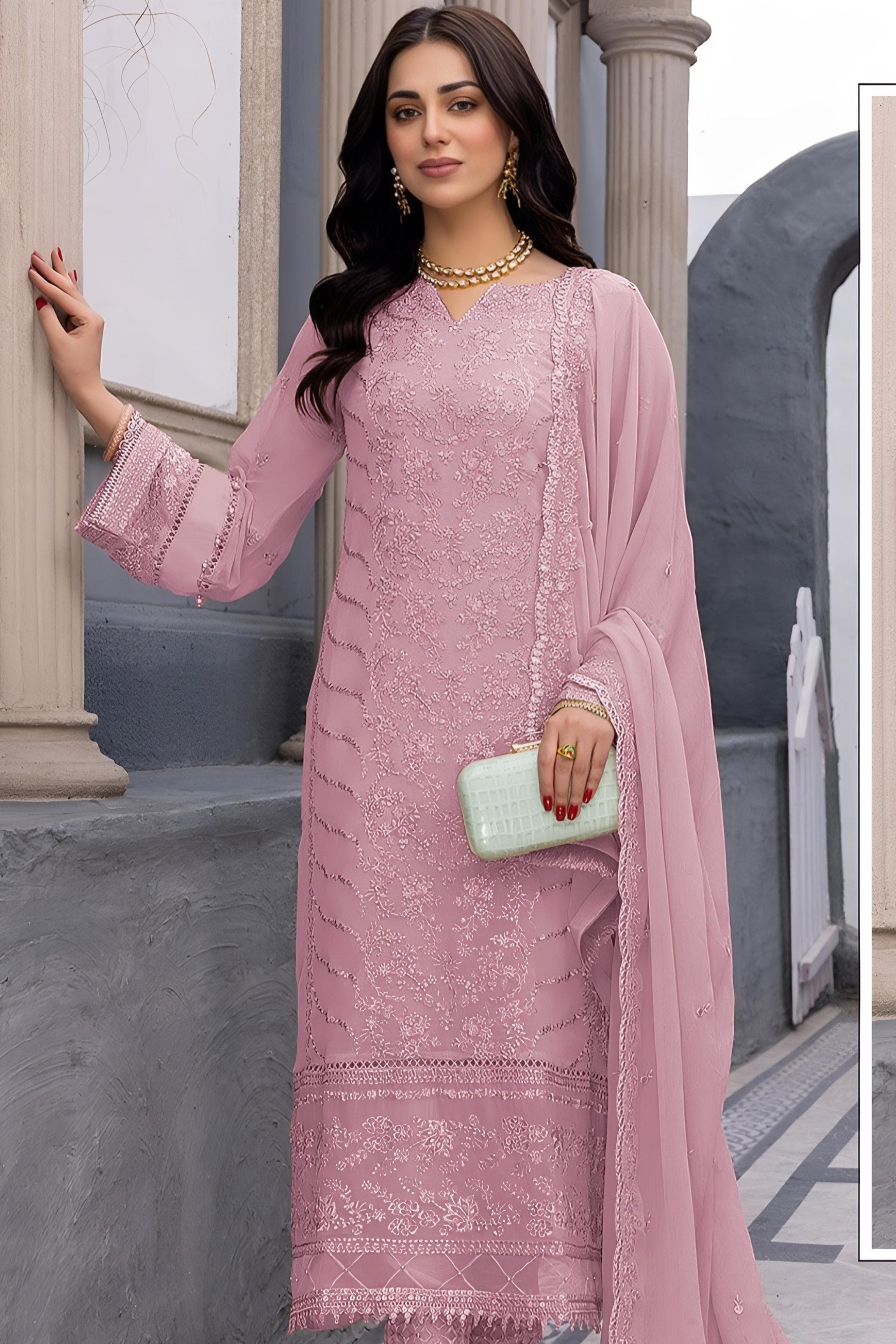 Zarqa Shine Embroideried Pakistani suit EAPK0009