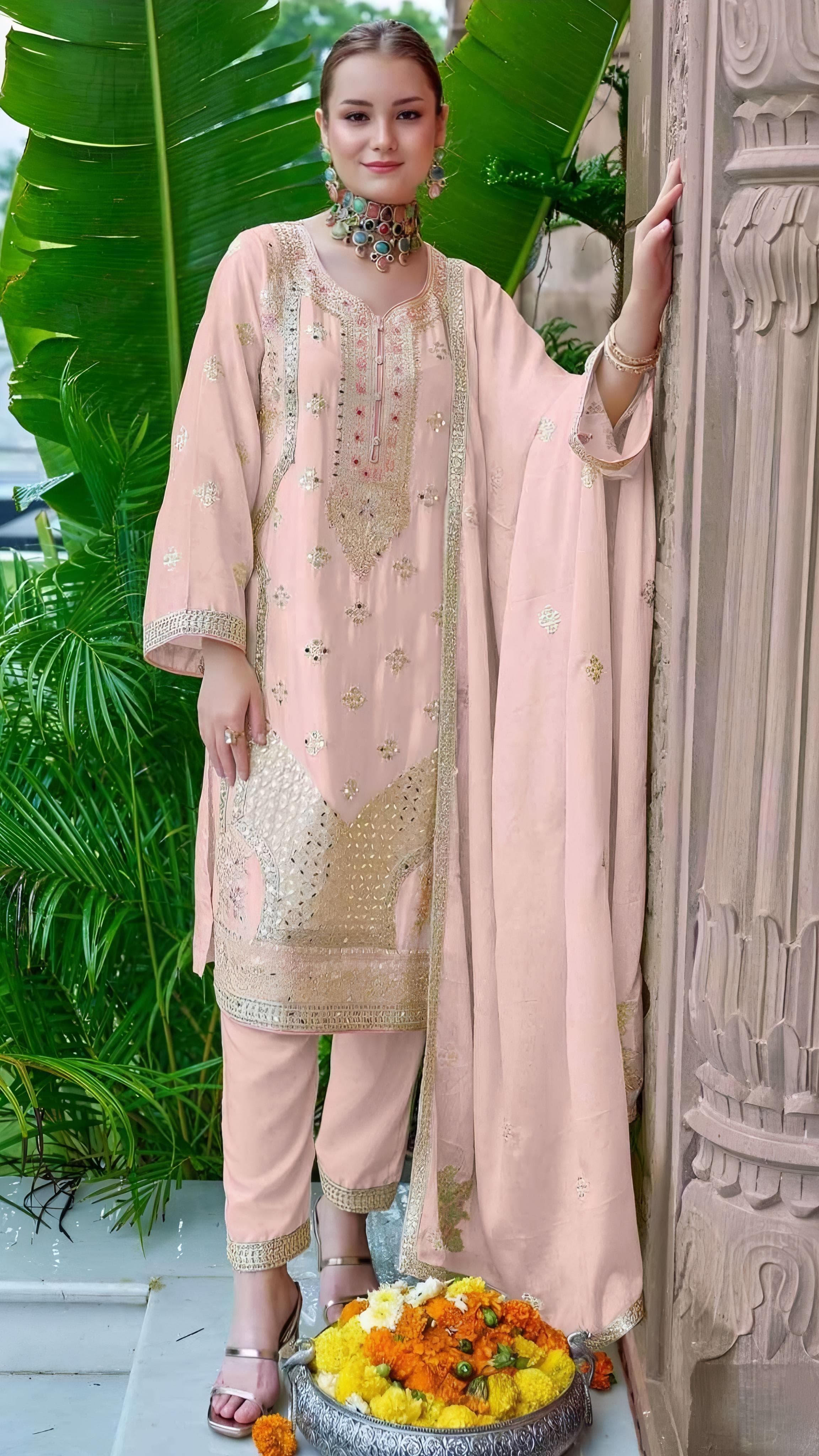 Chinon Ziya Embroideried Pakistani suit EAPK0021