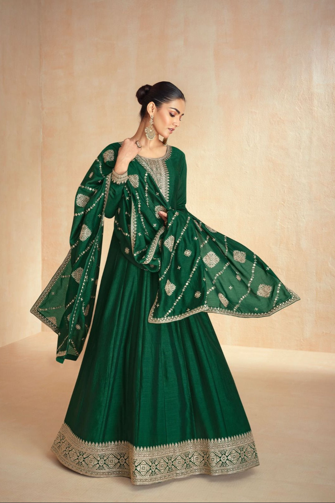 Amaira – Full-Stitch Premium Silk Gown LXGW0028
