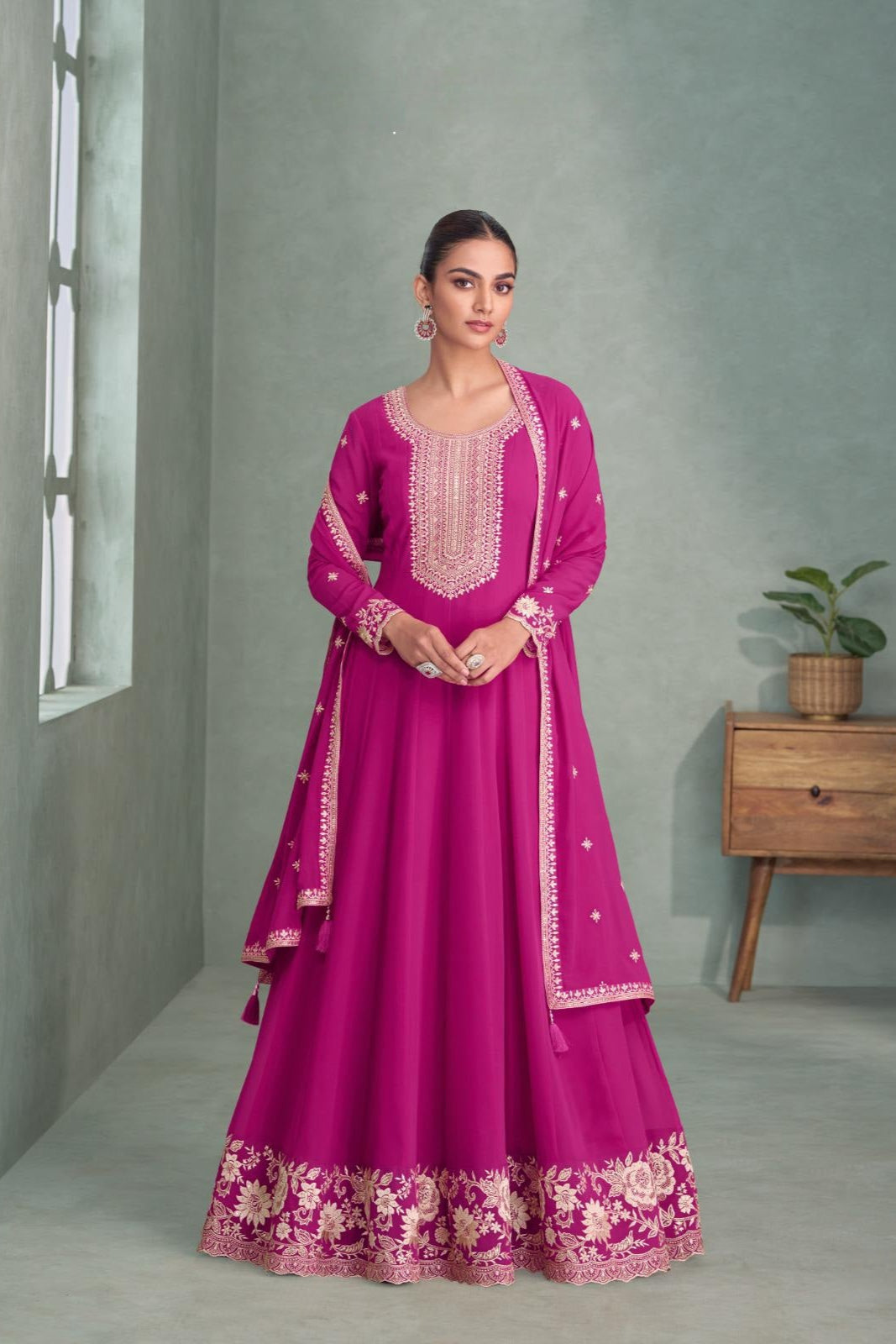 Saanjh Serenity Premium Gown LXGW0040