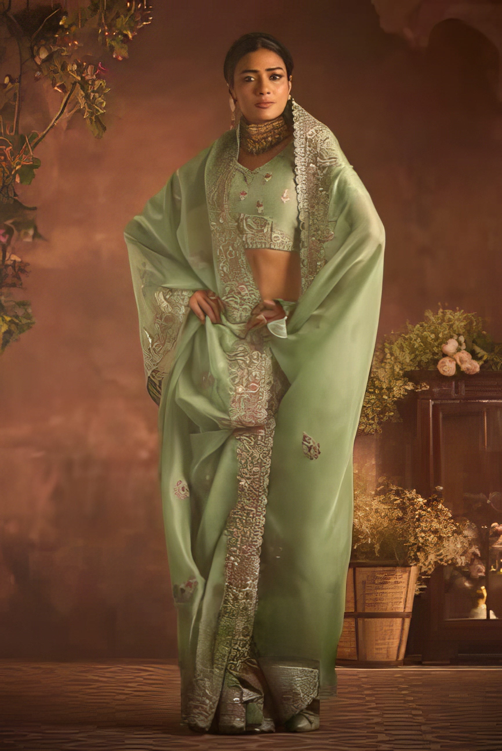 Pure Crystel Silk Heavy Embroidered Beads Work Saree LXSE0001