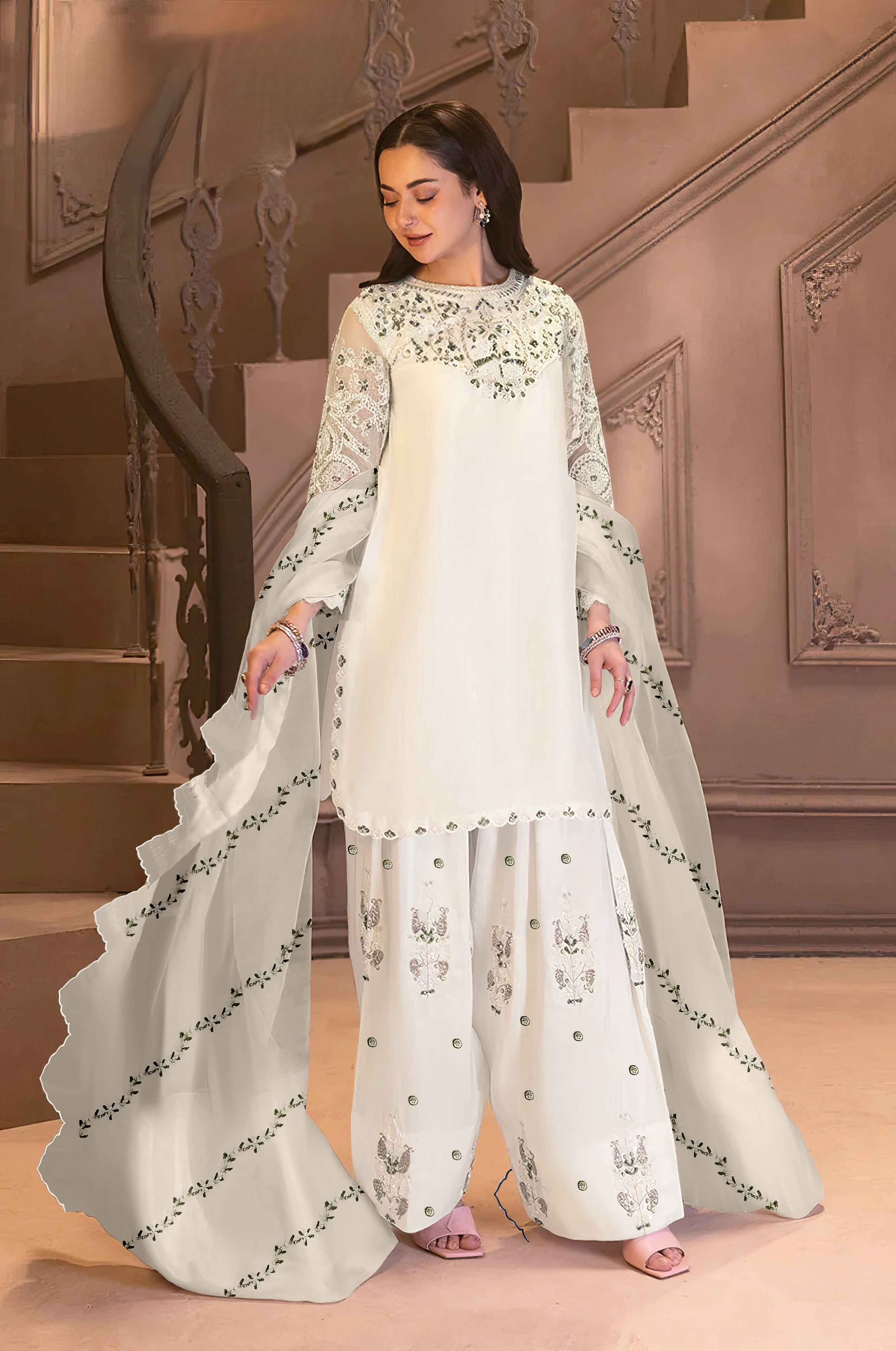 Aarzoo Pakistani Suit EAPK0095